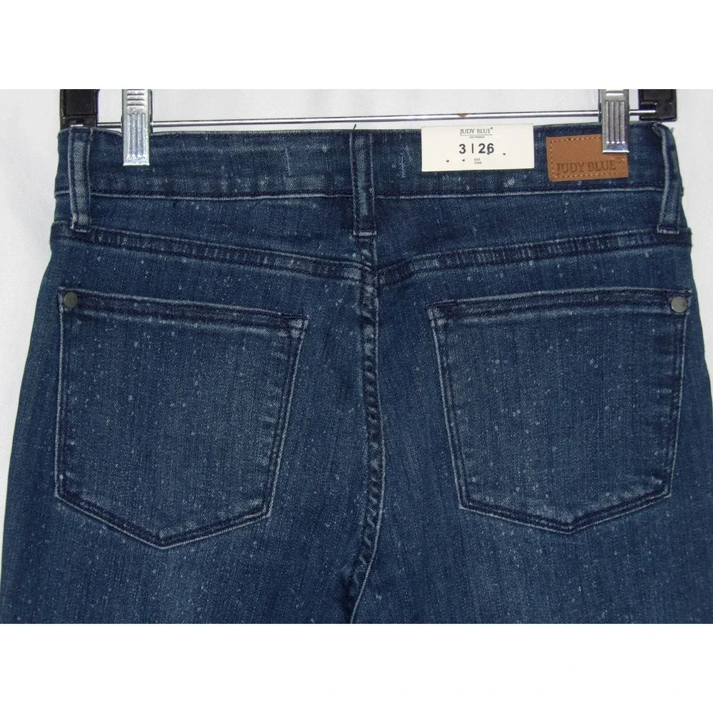 NEW!‎ JUDY BLUE MId-Rise Stretch Relaxed Fit Denim Jeans Women's 3/26 NWT!